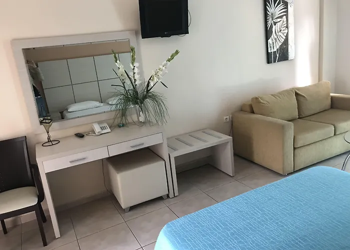 Nickolas Hotel 3*