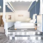 Nickolas Hotel 3*