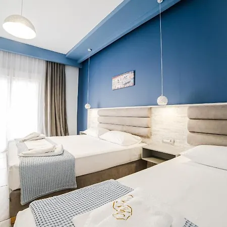 Nickolas PalaiónTsiflíkion