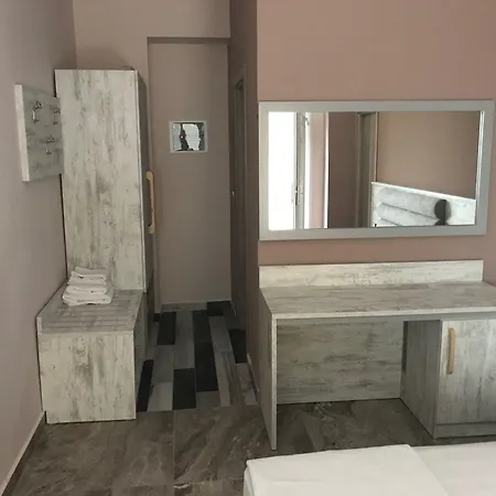 Hotel Nickolas PalaiónTsiflíkion