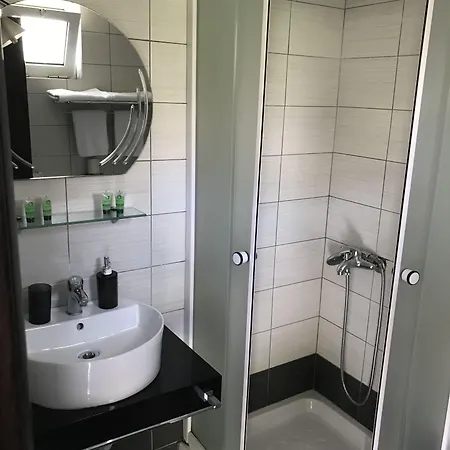 Nickolas 3* PalaiónTsiflíkion