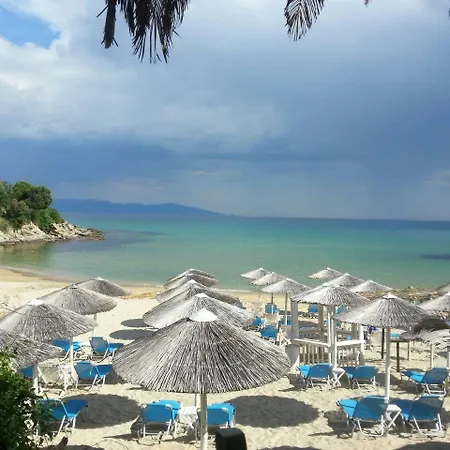 Nickolas Hotel