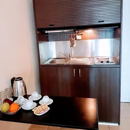 Nickolas فندق 3*