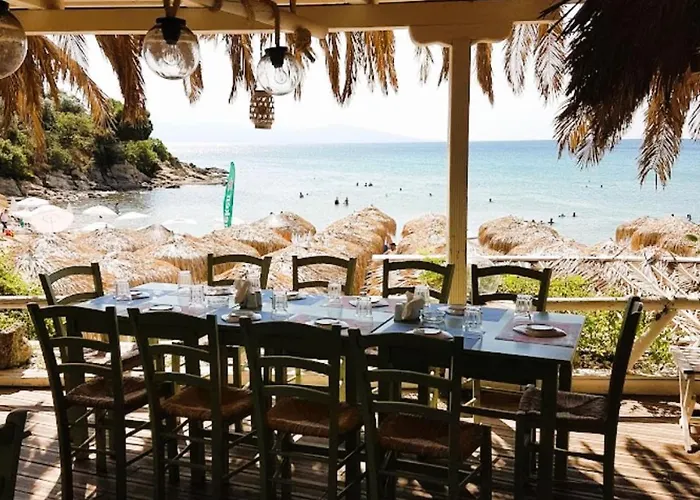 Nickolas Hotel