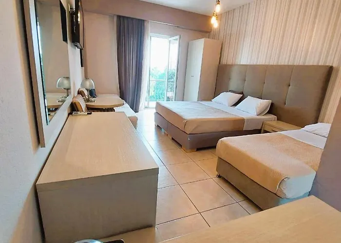 Nickolas Hotel PalaiónTsiflíkion