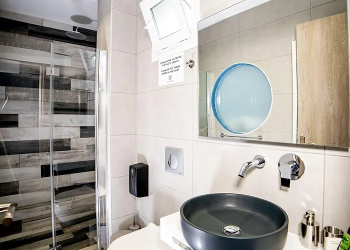Nickolas Hotel 3*